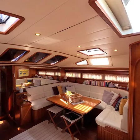 Yachtsail Alicia 20 Meter Botel