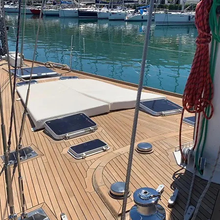 Yachtsail Alicia 20 Meter Botel *