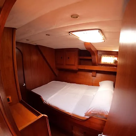 Botel Yachtsail Alicia 20 Meter Olbia