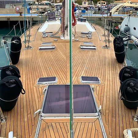 Botel Yachtsail Alicia 20 Meter